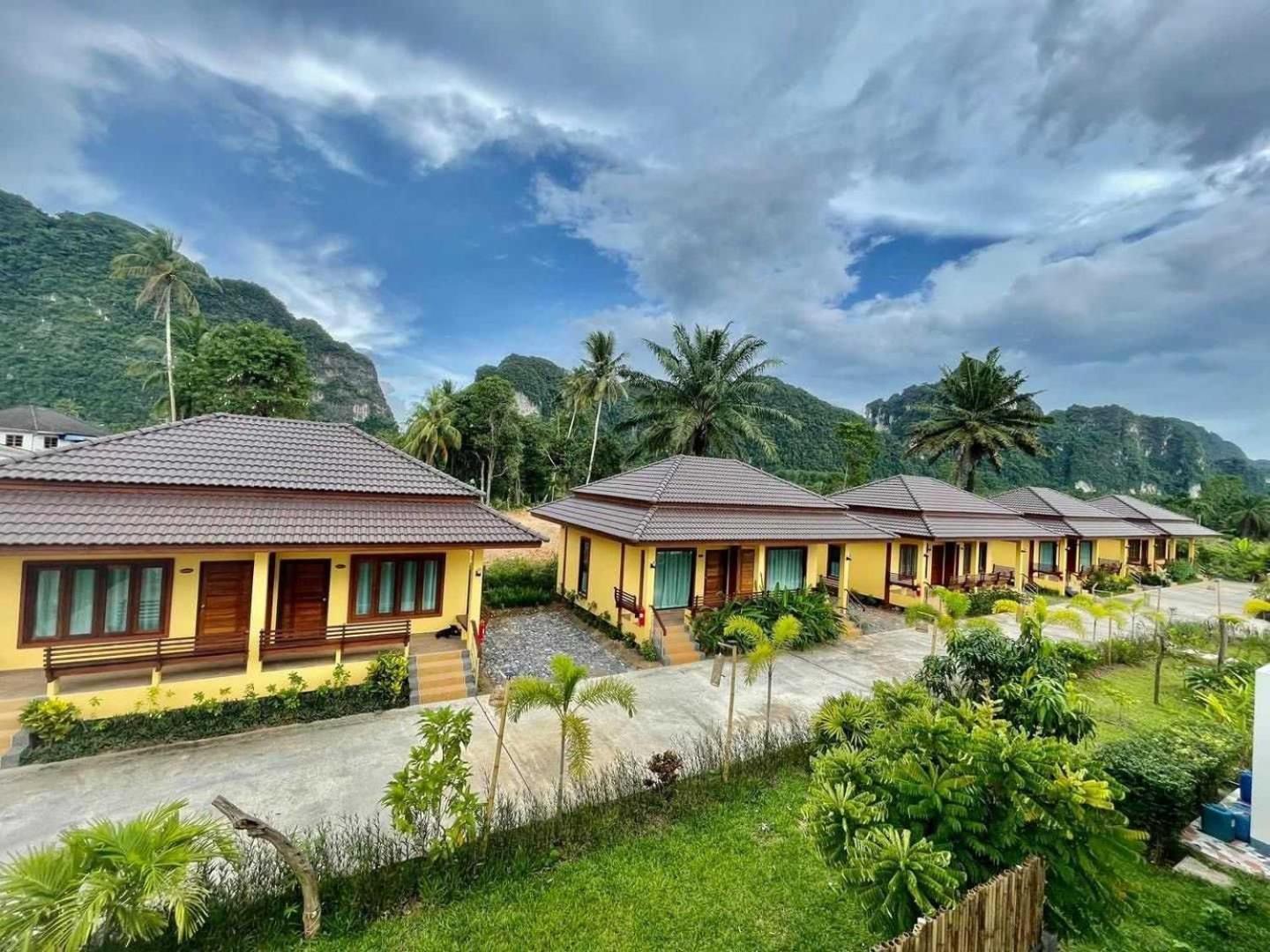 Capital O 75518 Baan Rose Resort Ao Luk 외부 사진