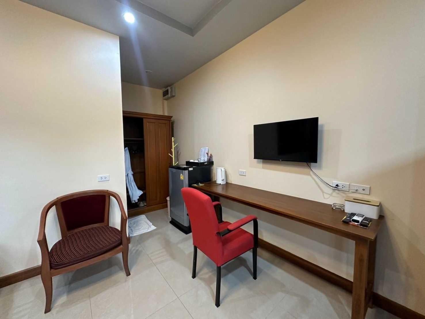 Capital O 75518 Baan Rose Resort Ao Luk 외부 사진