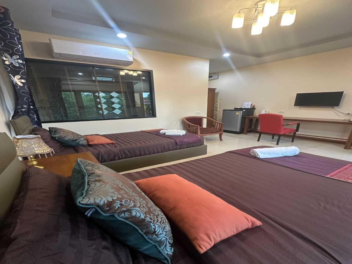 Capital O 75518 Baan Rose Resort Ao Luk 외부 사진