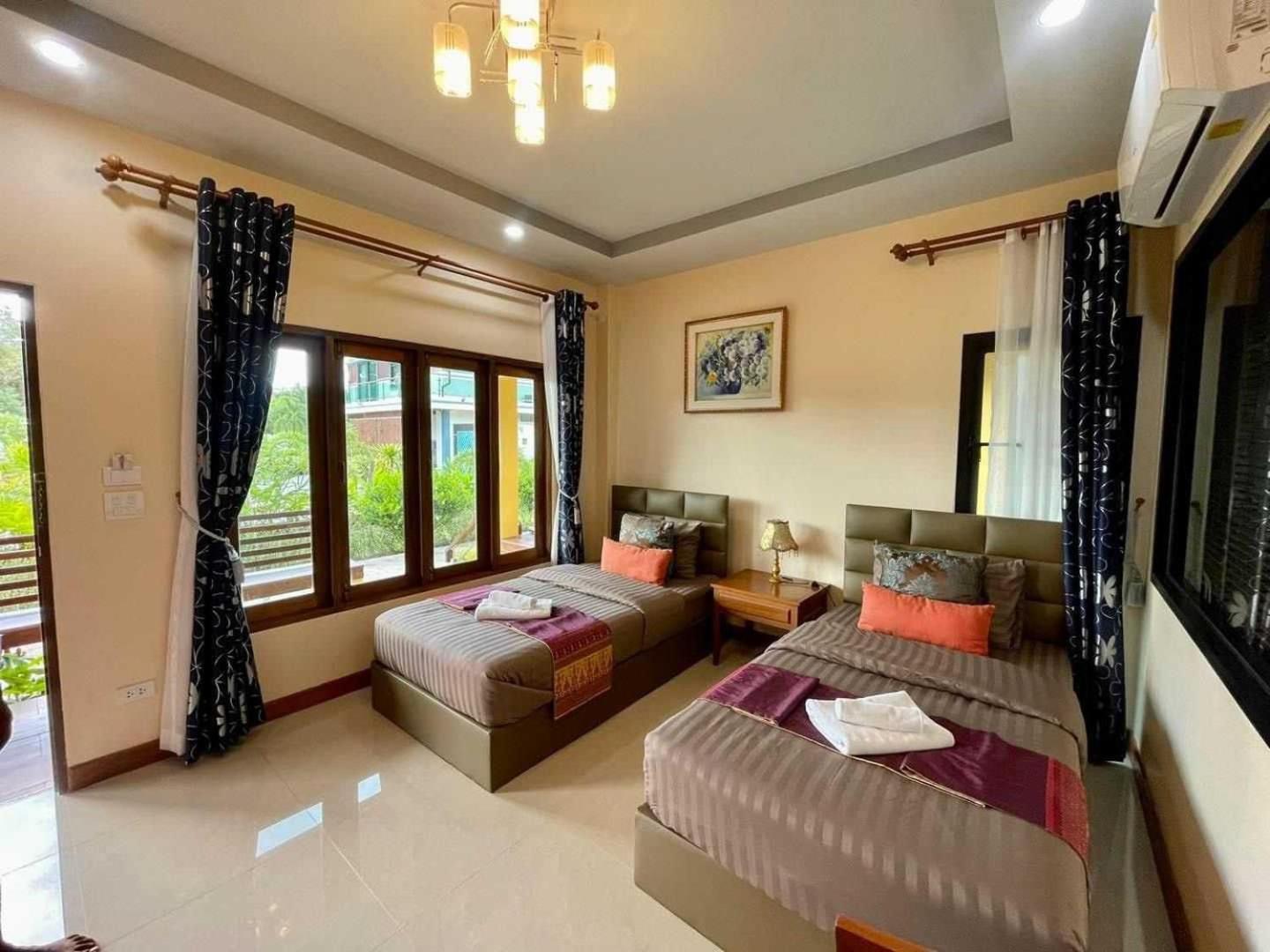 Capital O 75518 Baan Rose Resort Ao Luk 외부 사진