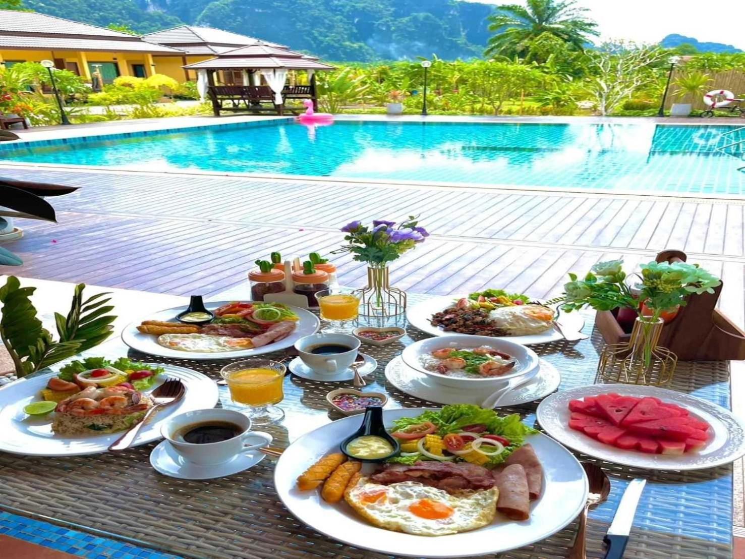 Capital O 75518 Baan Rose Resort Ao Luk 외부 사진