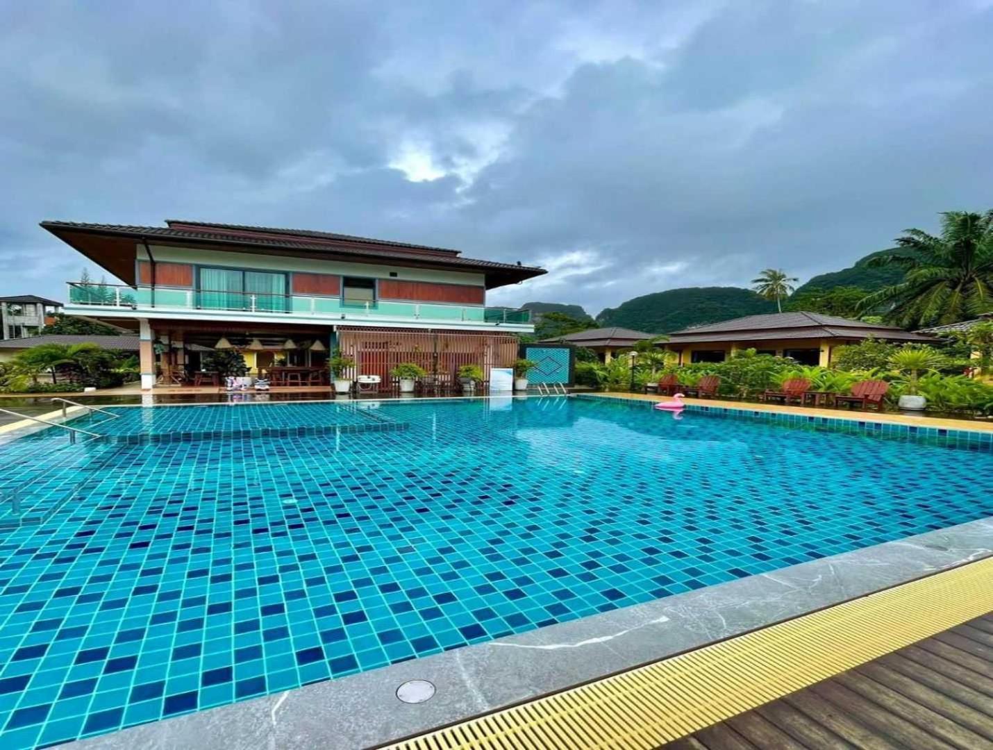 Capital O 75518 Baan Rose Resort Ao Luk 외부 사진